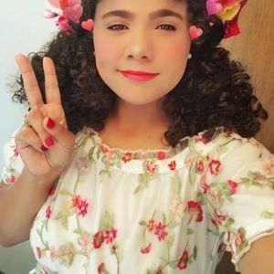 Cute floral lace crop top